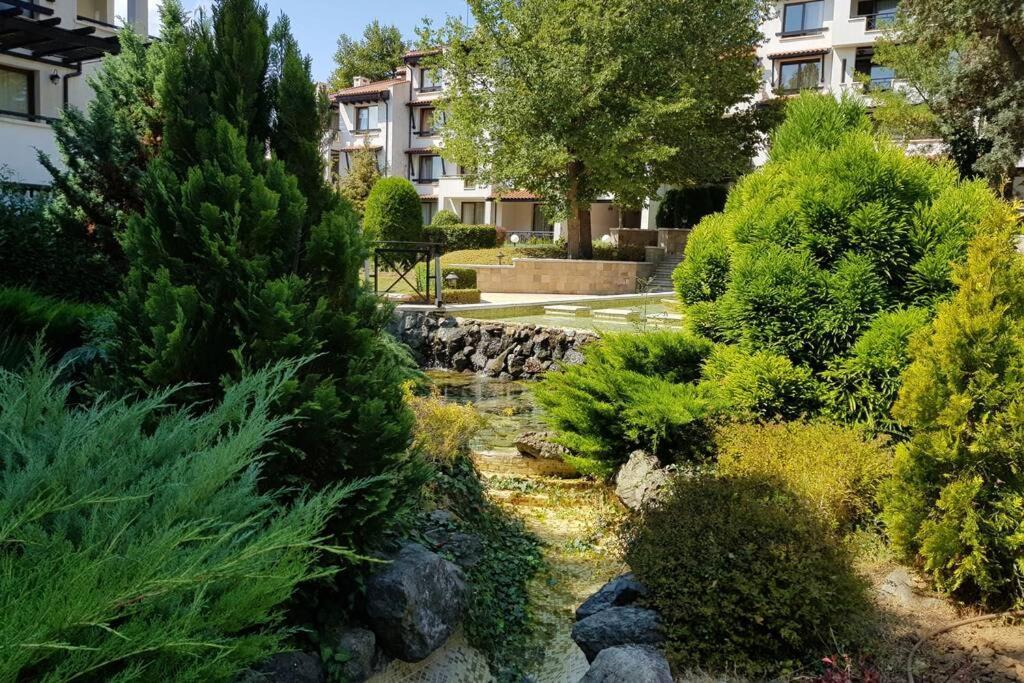 Apartment In The Picturesque Oasis Resort & Spa Lozenets ภายนอก รูปภาพ